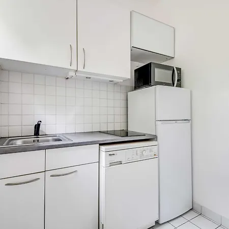 Spacious With Garden 4p - Apartment *